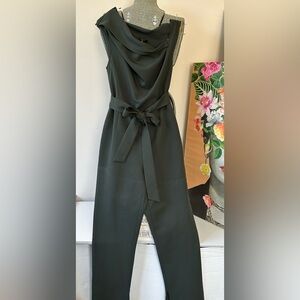 AQ/AQ DIDION STRUCTURED JUMPSUIt, HIDDEN ZIP, TAILORED LEG, SIDE SPLIT US 8R